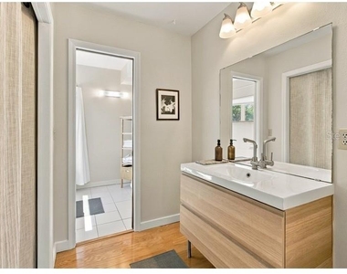460 Beach Road - Photo Thumbnail 21