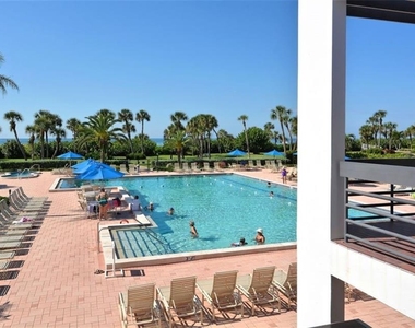 1125 Gulf Of Mexico Drive - Photo Thumbnail 38