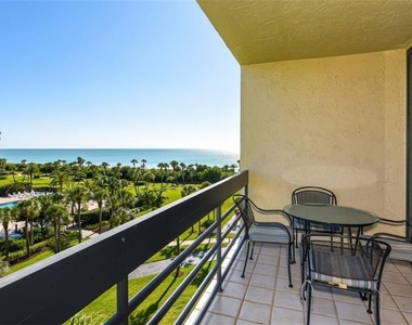 1125 Gulf Of Mexico Drive - Photo Thumbnail 19