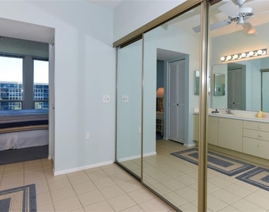 1125 Gulf Of Mexico Drive - Photo Thumbnail 29