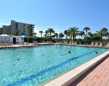 1125 Gulf Of Mexico Drive - Photo Thumbnail 37