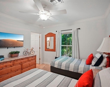 85 S Polk Drive - Photo Thumbnail 38