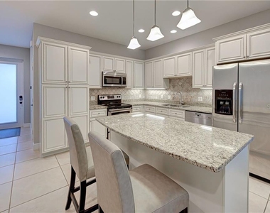 2330 Bradford Street - Photo Thumbnail 18