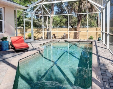 2330 Bradford Street - Photo Thumbnail 5