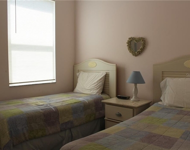 4668 56th Terrace E - Photo Thumbnail 18