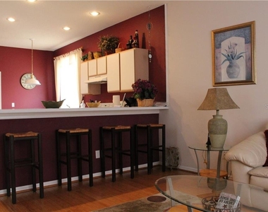 4668 56th Terrace E - Photo Thumbnail 8
