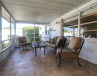 2806 Taunton Drive W - Photo Thumbnail 30