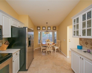 5330 Hyland Hills Avenue - Photo Thumbnail 12