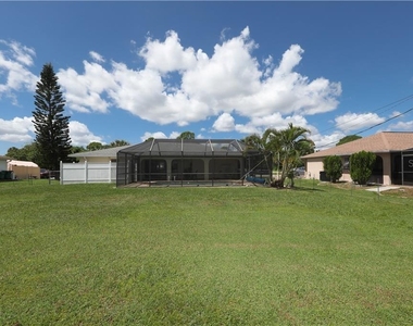 18091 Bracken Circle - Photo Thumbnail 30