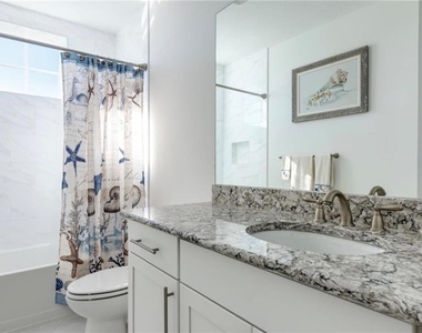 395 Aruba Circle - Photo Thumbnail 21
