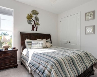 395 Aruba Circle - Photo Thumbnail 18