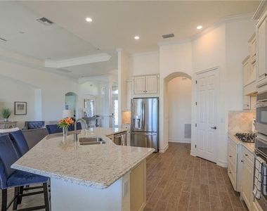 5528 Arnie Loop - Photo Thumbnail 4