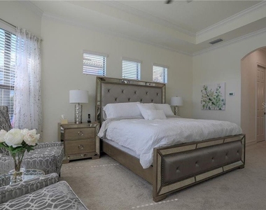 5528 Arnie Loop - Photo Thumbnail 9