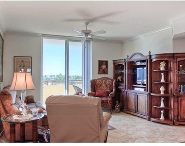 800 N. Tamiami Trail - Photo Thumbnail 5
