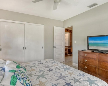 2309 Lynn Street - Photo Thumbnail 16