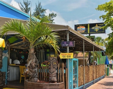 2309 Lynn Street - Photo Thumbnail 51