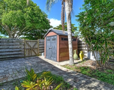 2309 Lynn Street - Photo Thumbnail 29