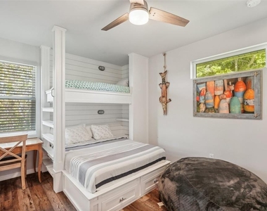 501 Channel Lane - Photo Thumbnail 30