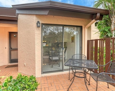 6281 Timberlake Drive - Photo Thumbnail 18