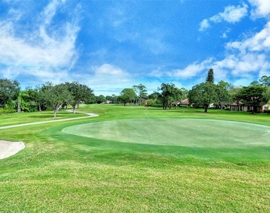 6281 Timberlake Drive - Photo Thumbnail 9