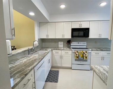 6281 Timberlake Drive - Photo Thumbnail 14
