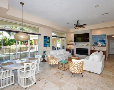 1179 Morningside Place - Photo Thumbnail 10