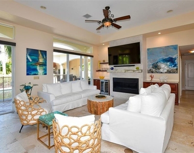 1179 Morningside Place - Photo Thumbnail 14