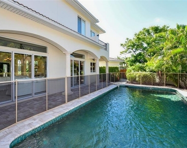 1179 Morningside Place - Photo Thumbnail 52