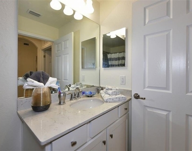 17520 Gawthrop Drive - Photo Thumbnail 24