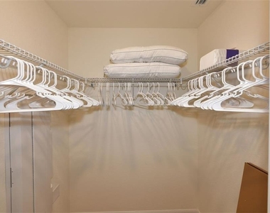 17520 Gawthrop Drive - Photo Thumbnail 21