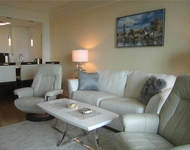 750 N Tamiami Trail - Photo Thumbnail 9