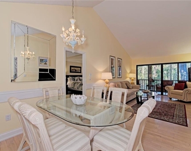 1677 Brookhouse Circle - Photo Thumbnail 6