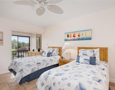 5393 Gulf Of Mexico Drive - Photo Thumbnail 16