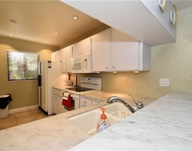 1716 Glenhouse Drive - Photo Thumbnail 5