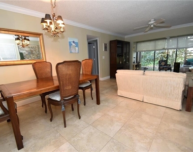 1716 Glenhouse Drive - Photo Thumbnail 2