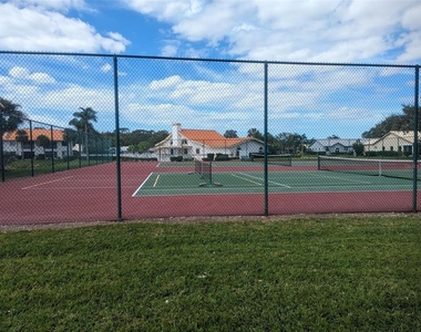 4378 Maderia Court Court - Photo Thumbnail 13