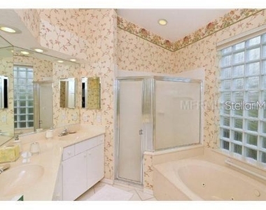 6718 Virginia Crossing - Photo Thumbnail 10