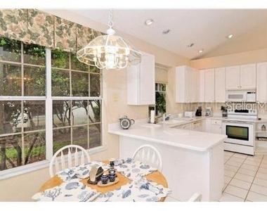 6718 Virginia Crossing - Photo Thumbnail 5