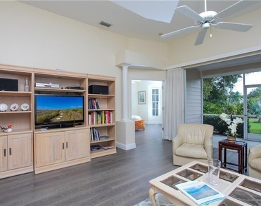 7725 Whitebridge Glen - Photo Thumbnail 8