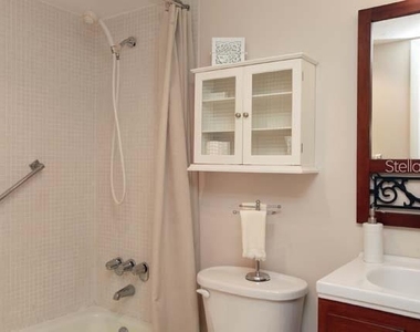 7153 W Country Club Drive N - Photo Thumbnail 8