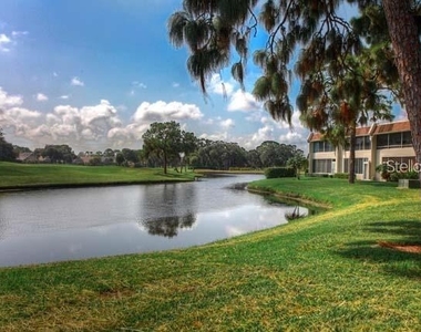 7153 W Country Club Drive N - Photo Thumbnail 9