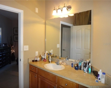 8325 38th Street Circle E - Photo Thumbnail 14