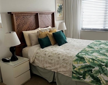 1102 Ben Franklin Drive - Photo Thumbnail 18