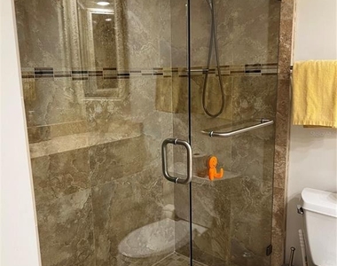 1102 Ben Franklin Drive - Photo Thumbnail 15