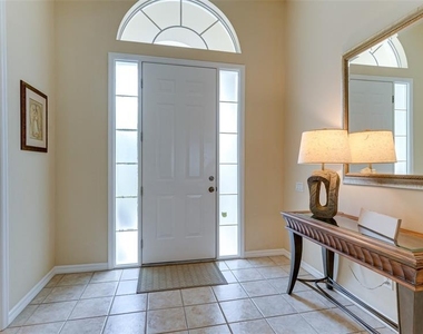 6920 Lennox Place - Photo Thumbnail 15
