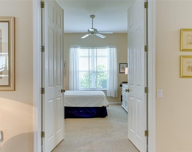 6920 Lennox Place - Photo Thumbnail 22