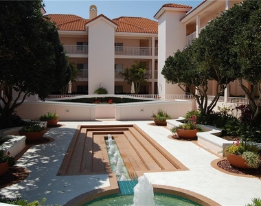 4634 Mirada Way - Photo Thumbnail 19