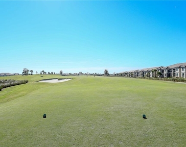 5558 Palmer Circle - Photo Thumbnail 7