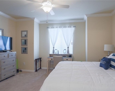5558 Palmer Circle - Photo Thumbnail 11