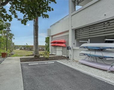11 Sunset Drive - Photo Thumbnail 39